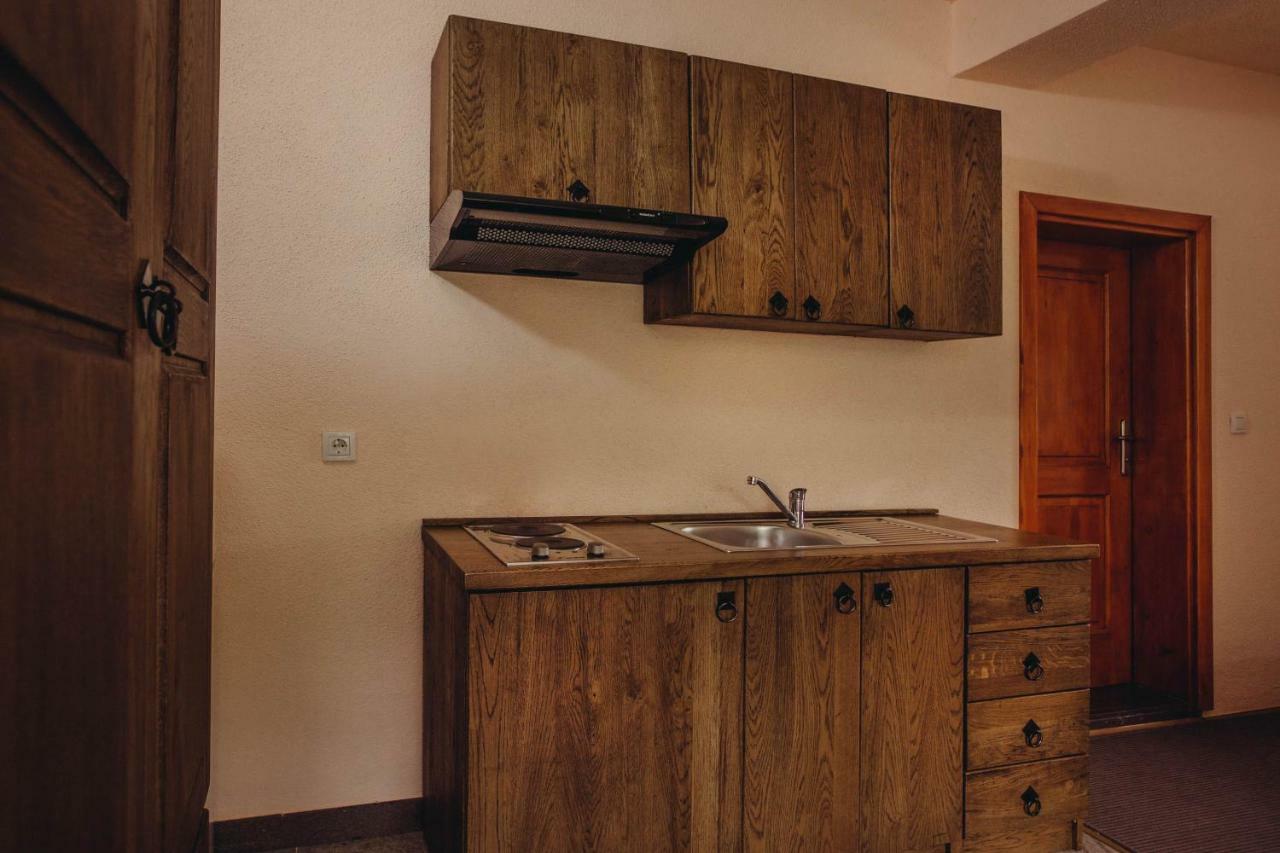 Apartmani I Sobe Dinko Starigrad Paklenica Exterior photo